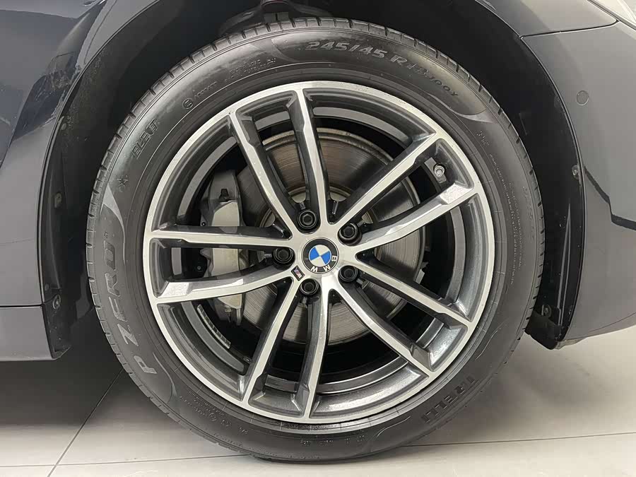 BMW 5 Series New Energy 2021 car image #15