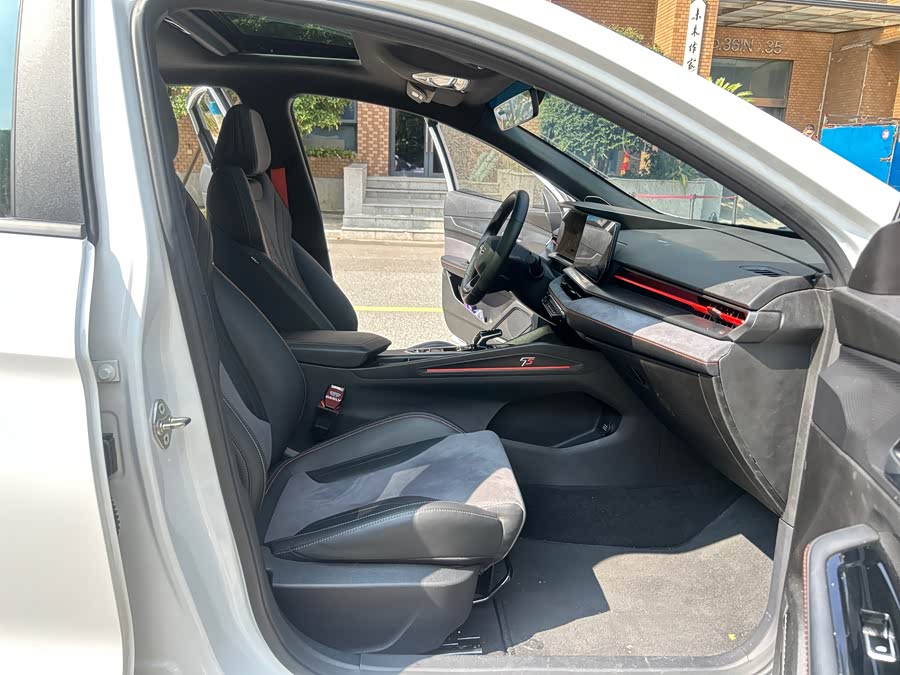 GEELY Binray 2022 car image #15