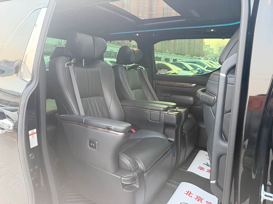 丰田 埃尔法 2022 汽车图片 #15