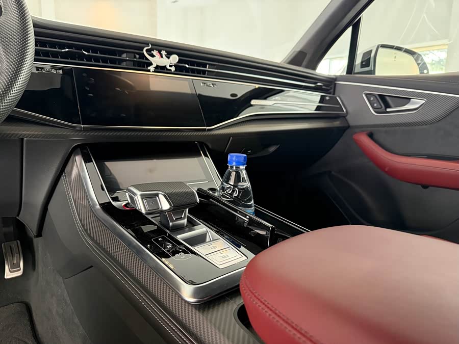 Audi SQ7 2024 изображение автомобиля #15