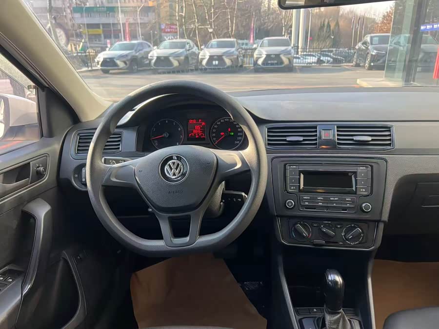 Volkswagen Santana 2021 car image #15