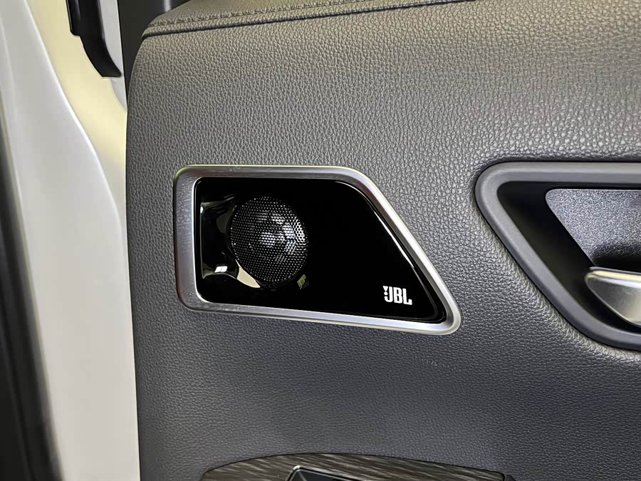 Toyota 2025 car image #15