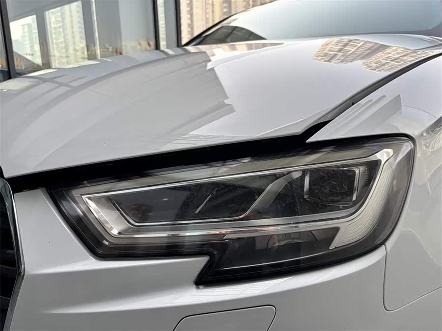 Audi A3 2019 car image #15