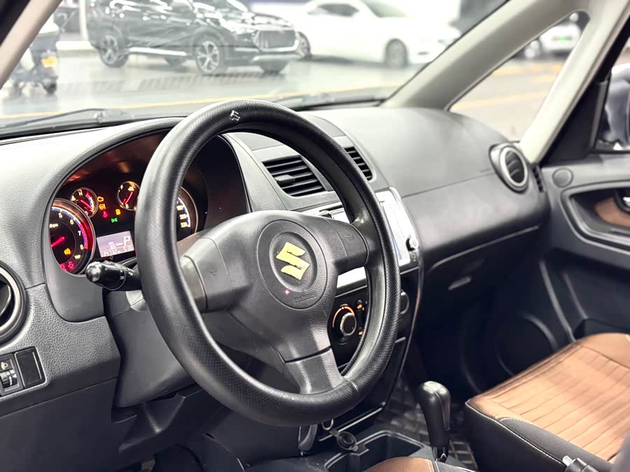 铃木 天语 SX4 2015 汽车图片 #15