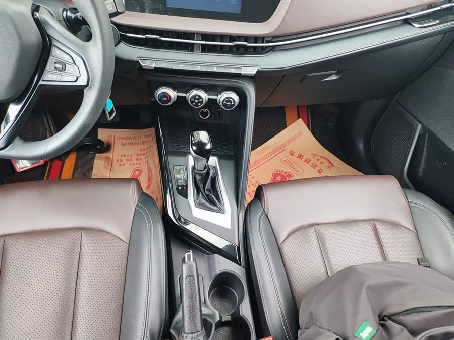 Changan CS15 2020 car image #15