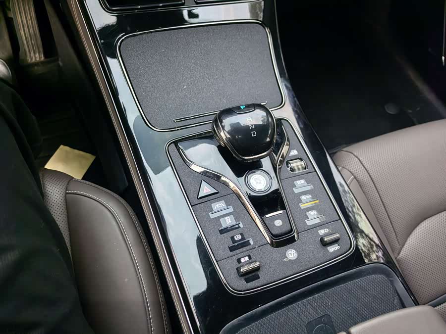 BYD Han 2022 #15 BYD Han 2022 car image #15