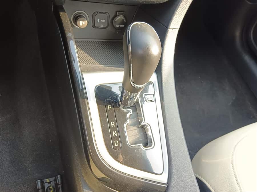 Changan Alsvin V7 2017 car image #15