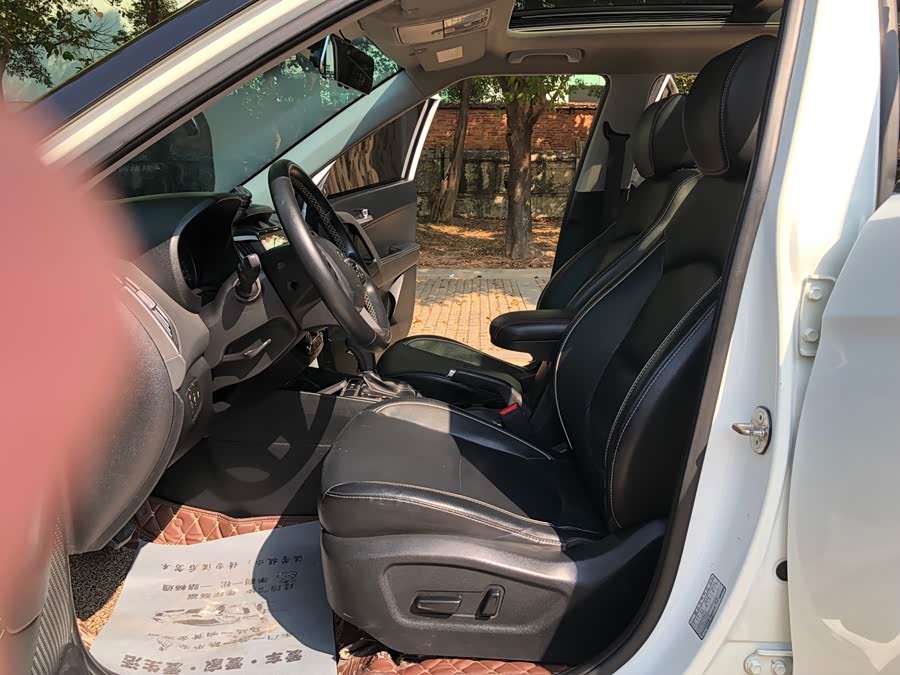 Hyundai ix25 2017 car image #15