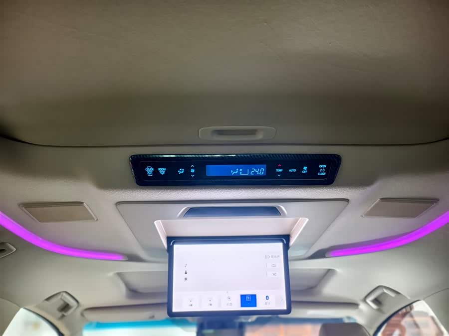 Toyota Vellfire 2020 car image #15