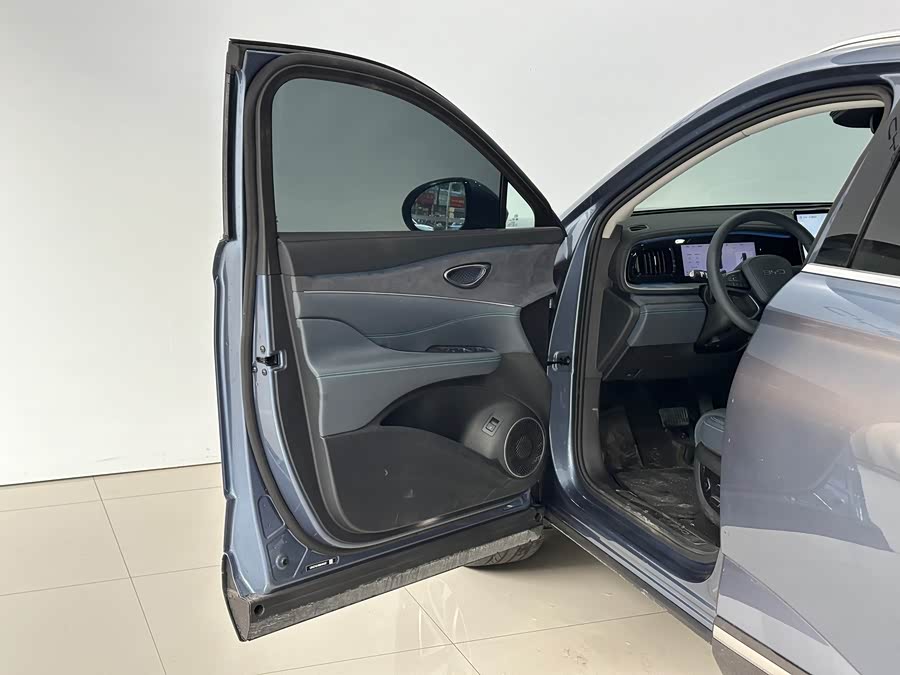 BYD Sea Lion 07 DM-i 2025 car image #15