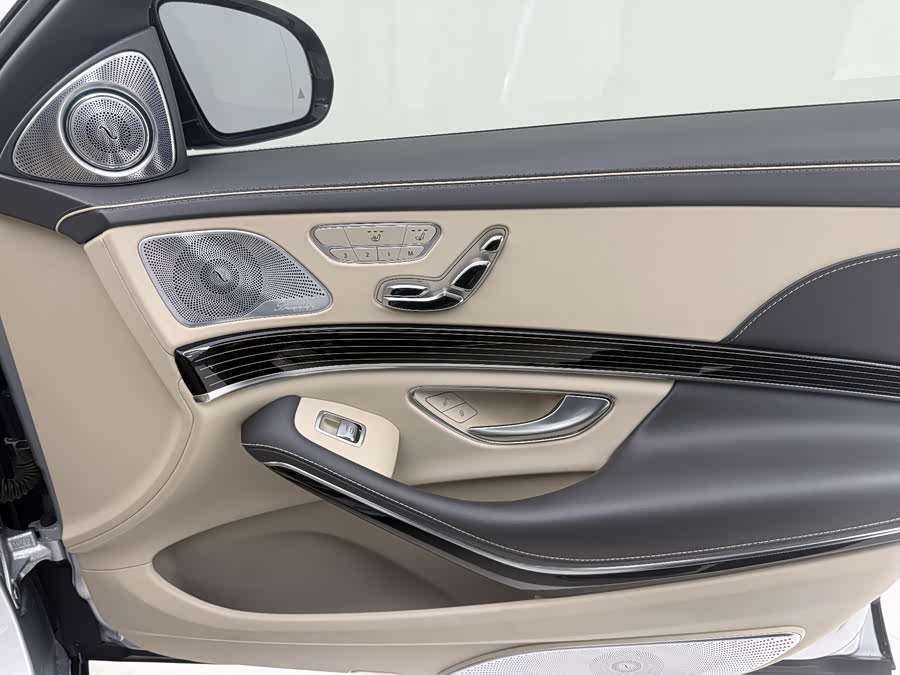 Maybach S Class 2019 #15 Maybach S Class 2019 car image #15