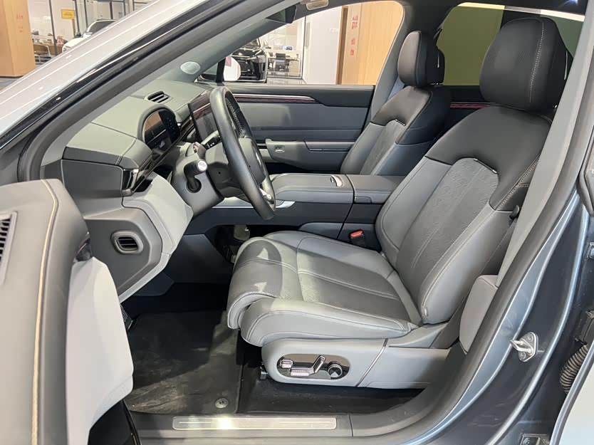 Zeekr 7X 2025 car image #15