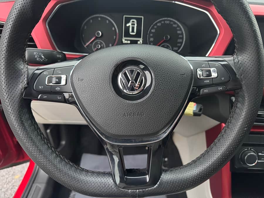 Volkswagen T-Cross 2019 #15 Volkswagen T-Cross 2019 car image #15