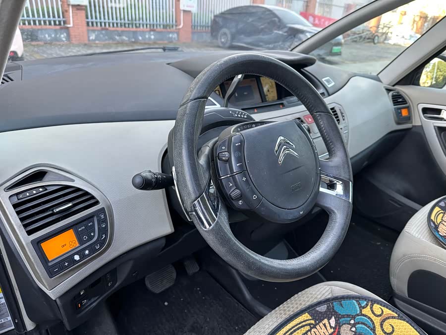 Citroen C4 PICASSO 2014 car image #15