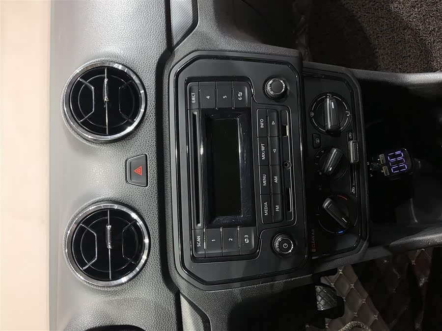 Jetta Jetta 2018 #15 Jetta Jetta 2018 car image #15