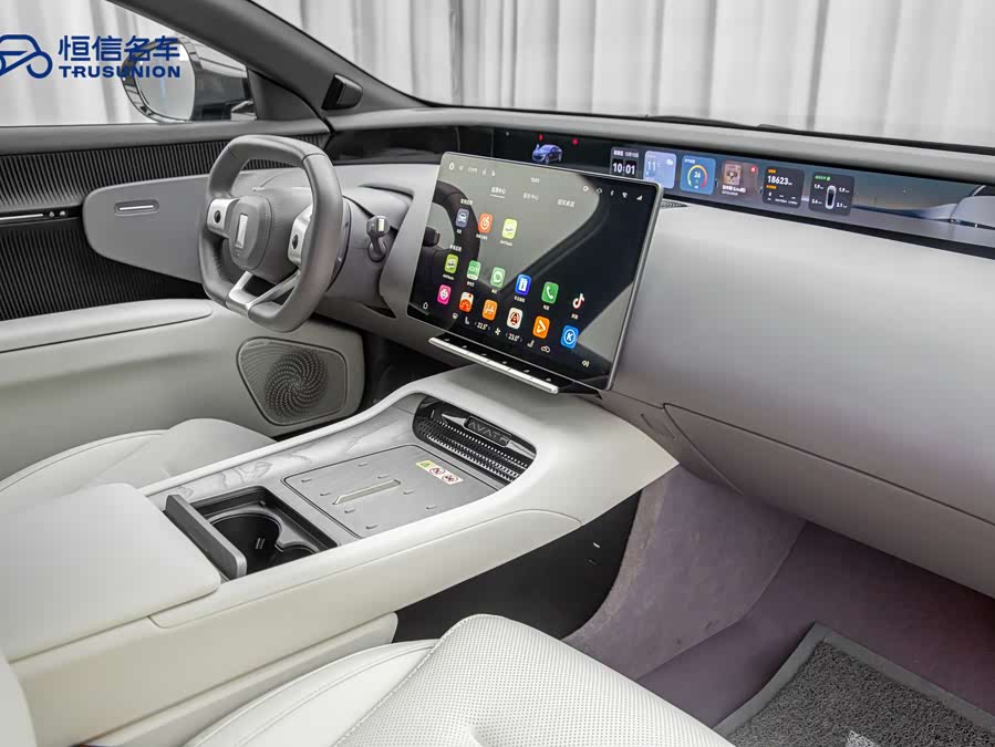 Avatr 12 2024 car image #15