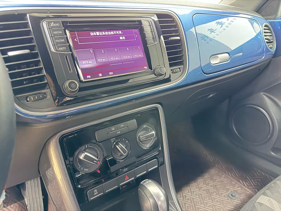 Volkswagen Beetle 2017 изображение автомобиля #15