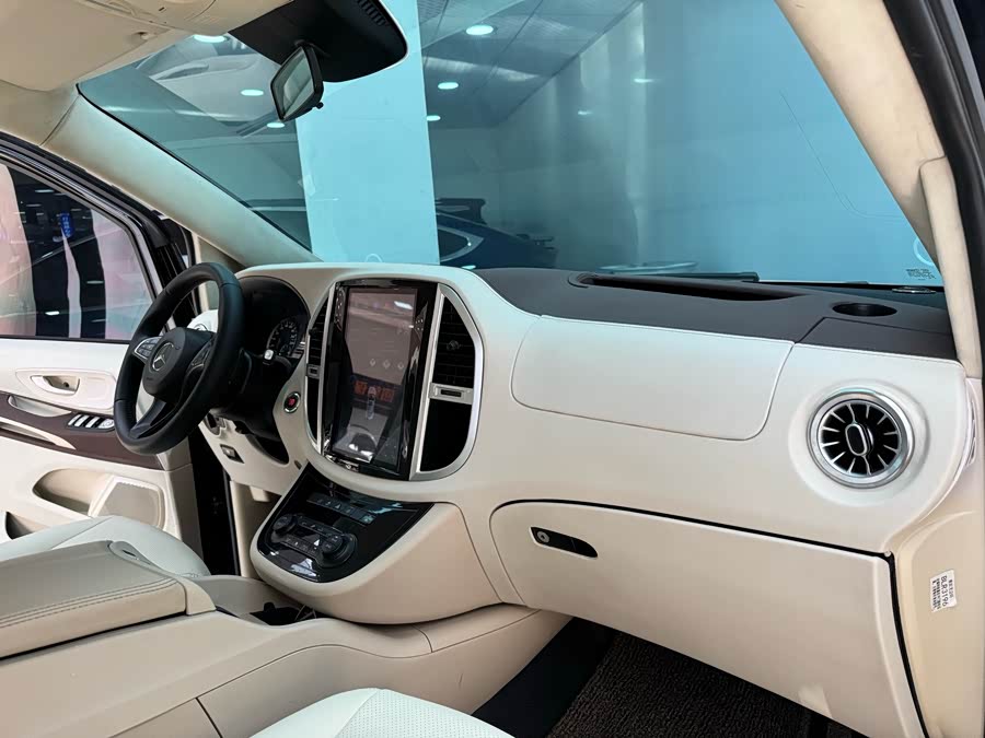 Mercedes-Benz Vito 2018 immagine di auto #15