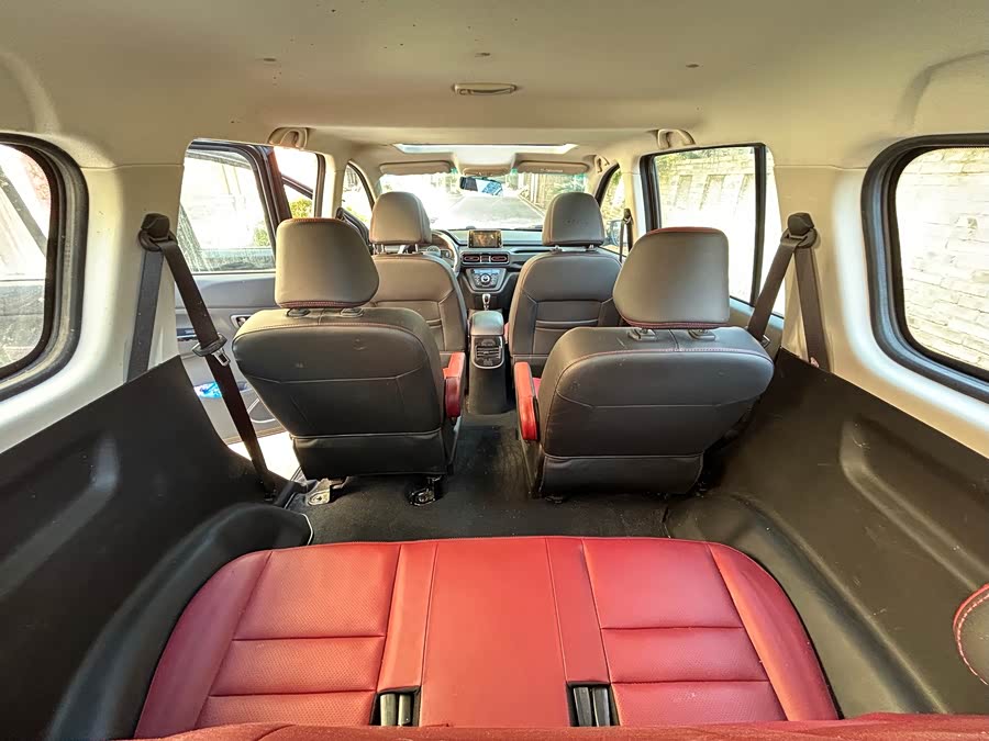 SWM斯威汽车 SWM斯威大虎 2023 #15 SWM斯威汽车 SWM斯威大虎 2023 汽车图片 #15