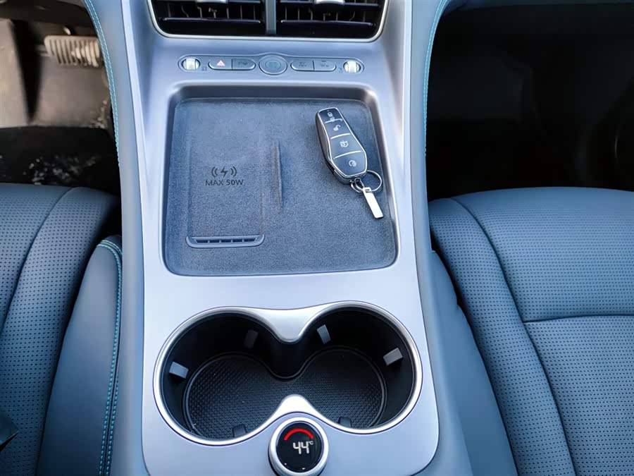 BYD Sea Lion 07 DM-i 2025 car image #15