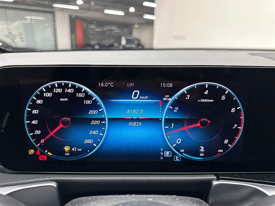 Mercedes-Benz GLB Class 2022 #15 Mercedes-Benz GLB Class 2022 car image #15