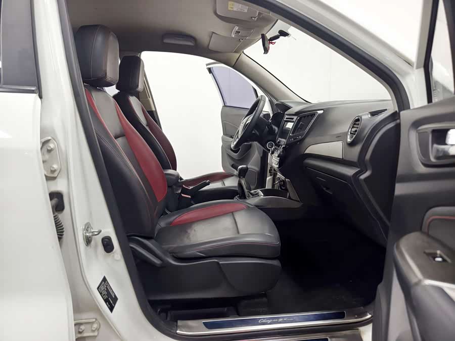 Changan CS15 2016 car image #15