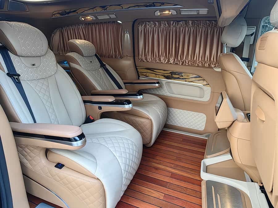 Mercedes-Benz V Class 2020 #15 Mercedes-Benz V Class 2020 car image #15