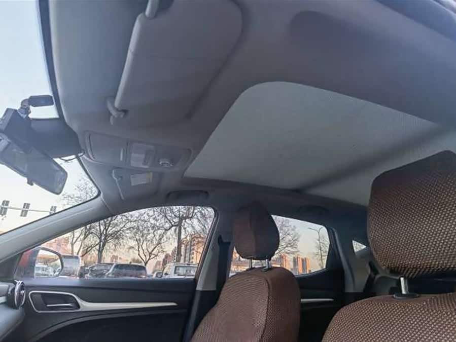 MG ZS 2020 car image #15