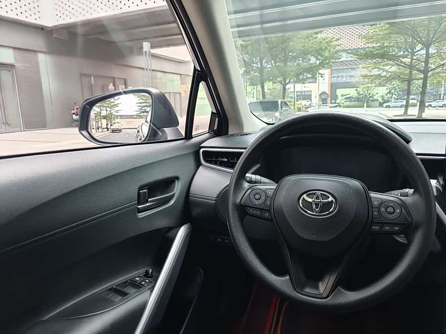 Toyota Corolla Cross 2023 car image #15