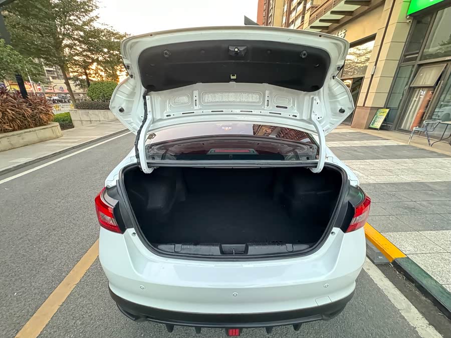 奇瑞 艾瑞泽5 2018 汽车图片 #15