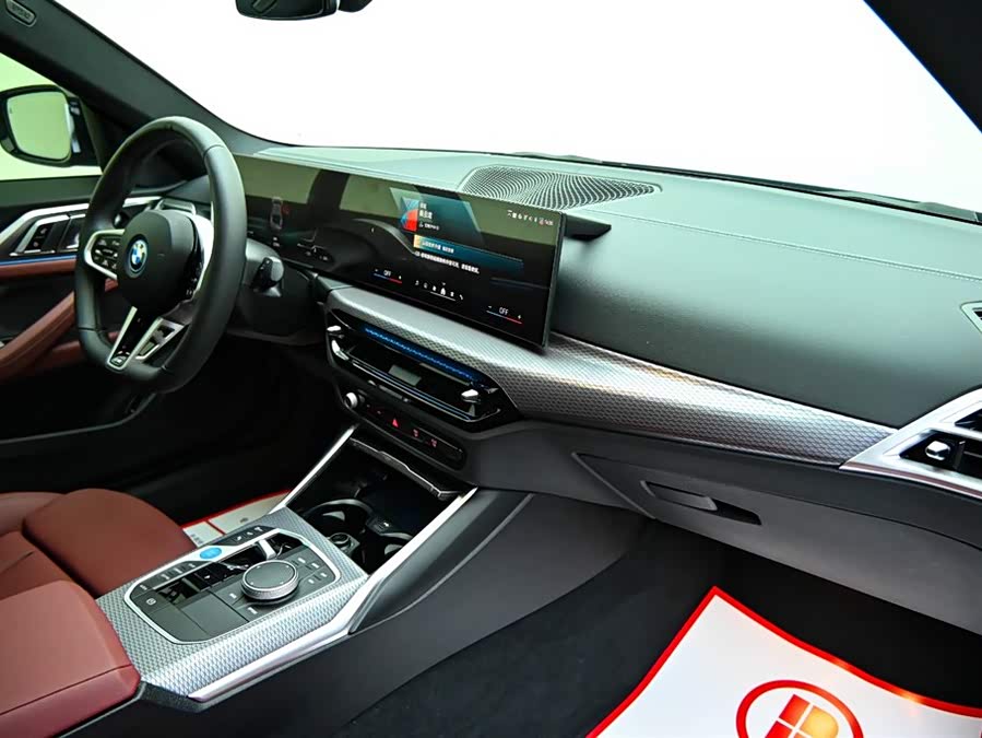 BMW i4 2025 car image #15