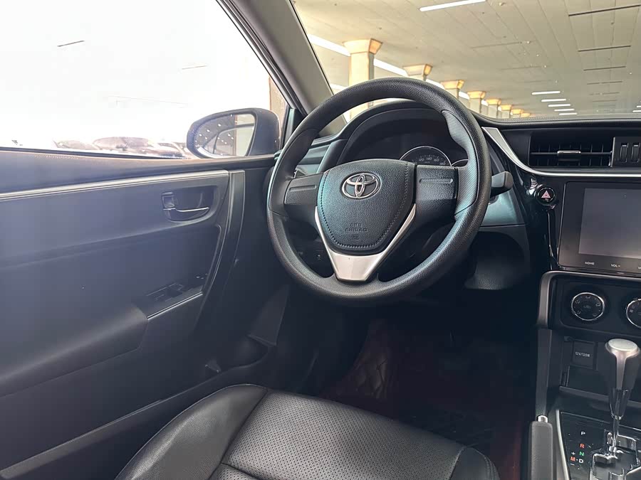 丰田 卡罗拉 2018 汽车图片 #15