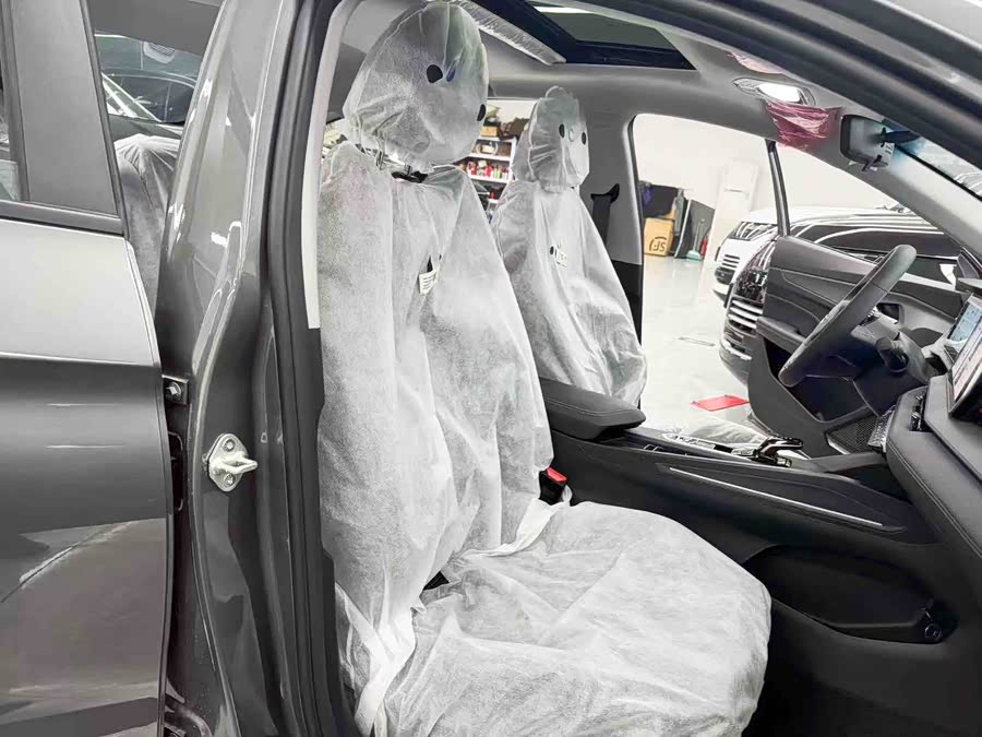 GEELY Binray 2025 car image #15