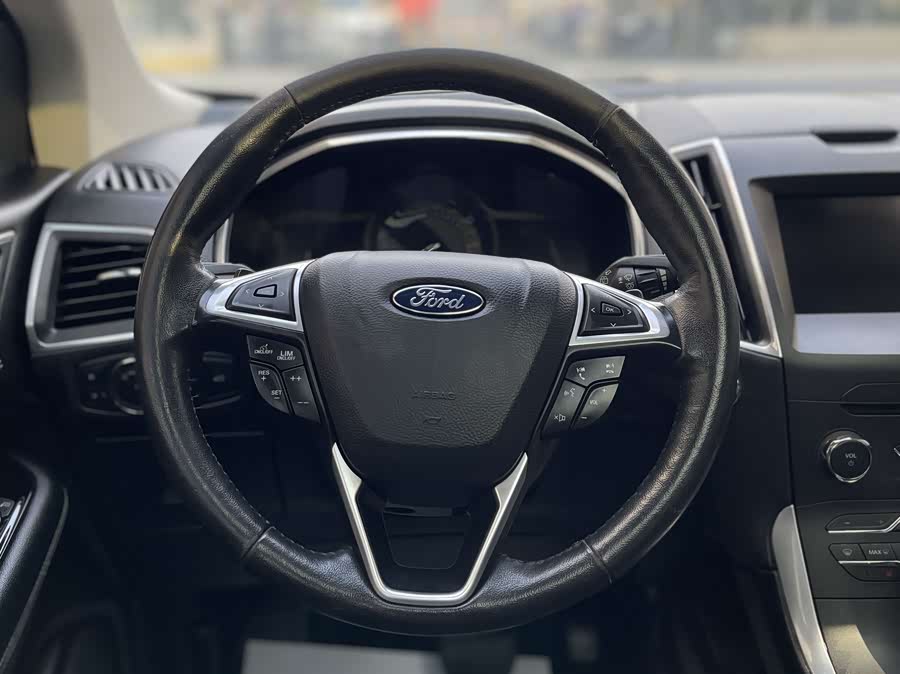 Ford Edge 2016 car image #15