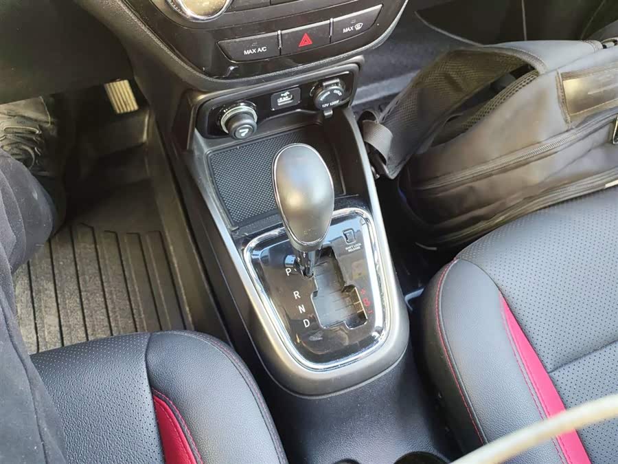 Changan CS15 2017 #15 Changan CS15 2017 car image #15