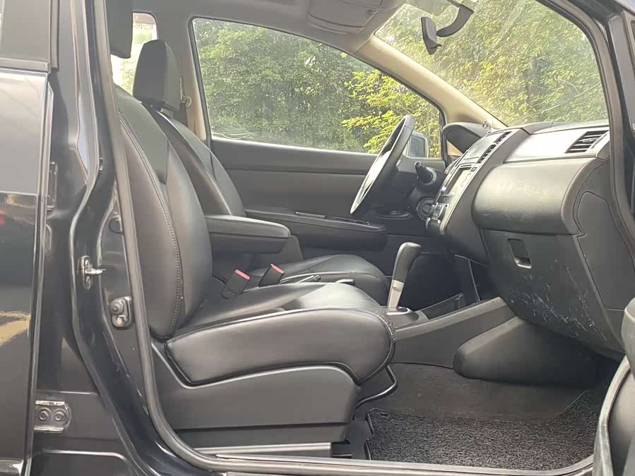 日产 骐达TIIDA 2010 汽车图片 #15