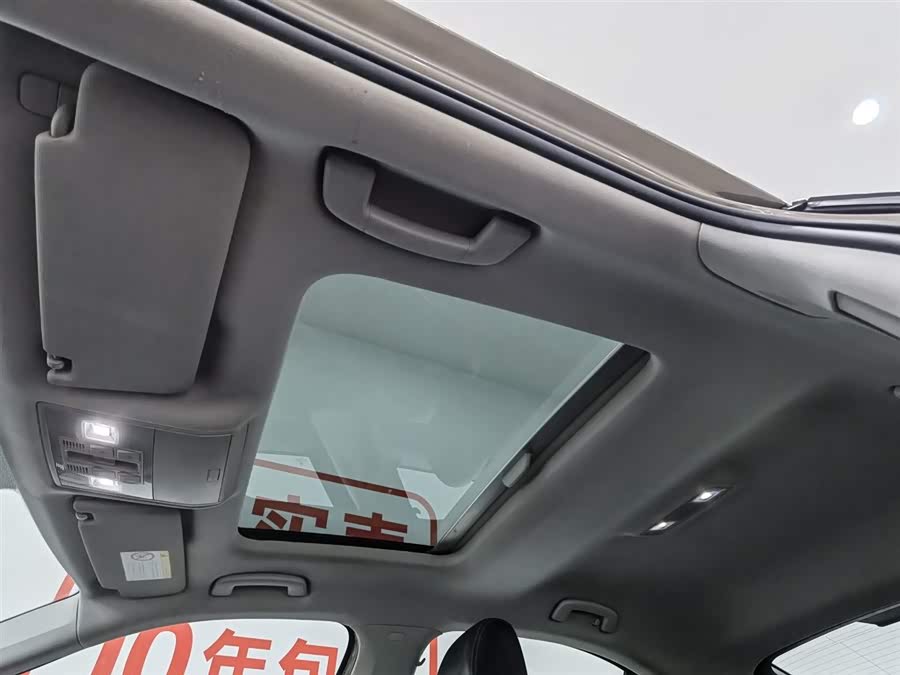 Skoda Superb 2016 car image #15