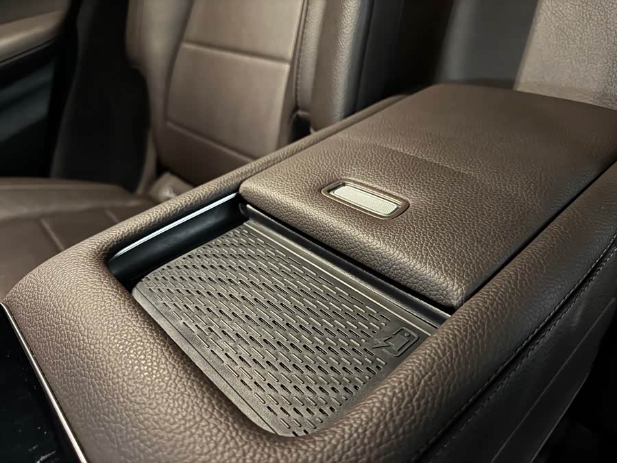 Mercedes-Benz GLE Class 2021 car image #15