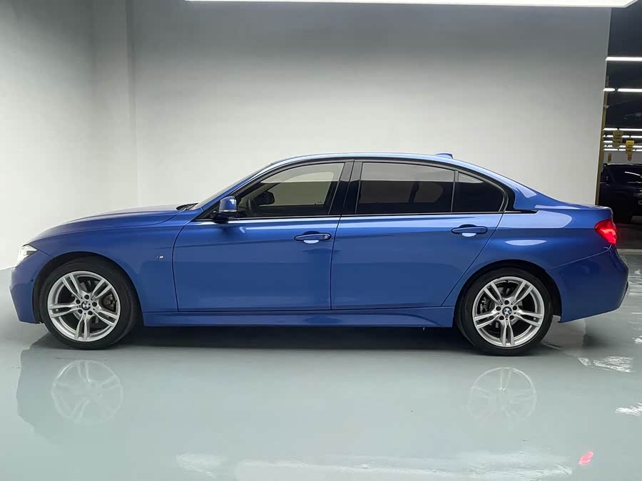 BMW 3 Series 2019 #15 BMW 3 Series 2019 car image #15