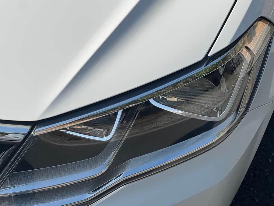 Volkswagen Jetta 2017 immagine di auto #15