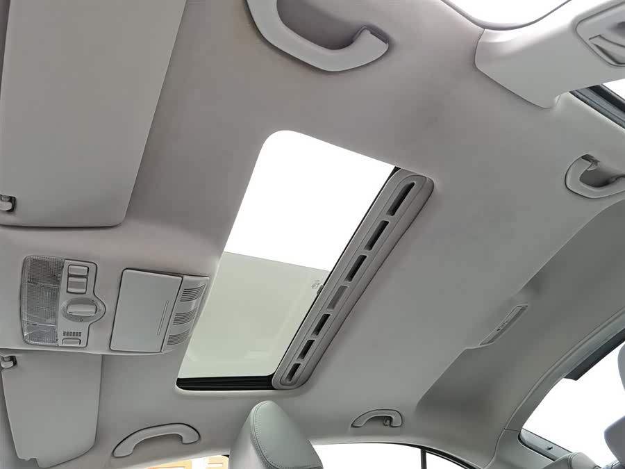 Skoda Octavia 2014 car image #15