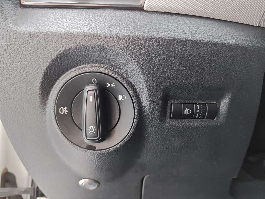 Skoda Fabia 2016 صورة سيارة #15