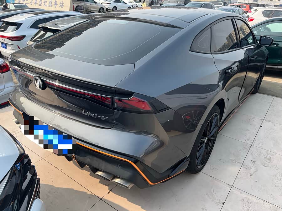 Changan UNI-V 2022 car image #15