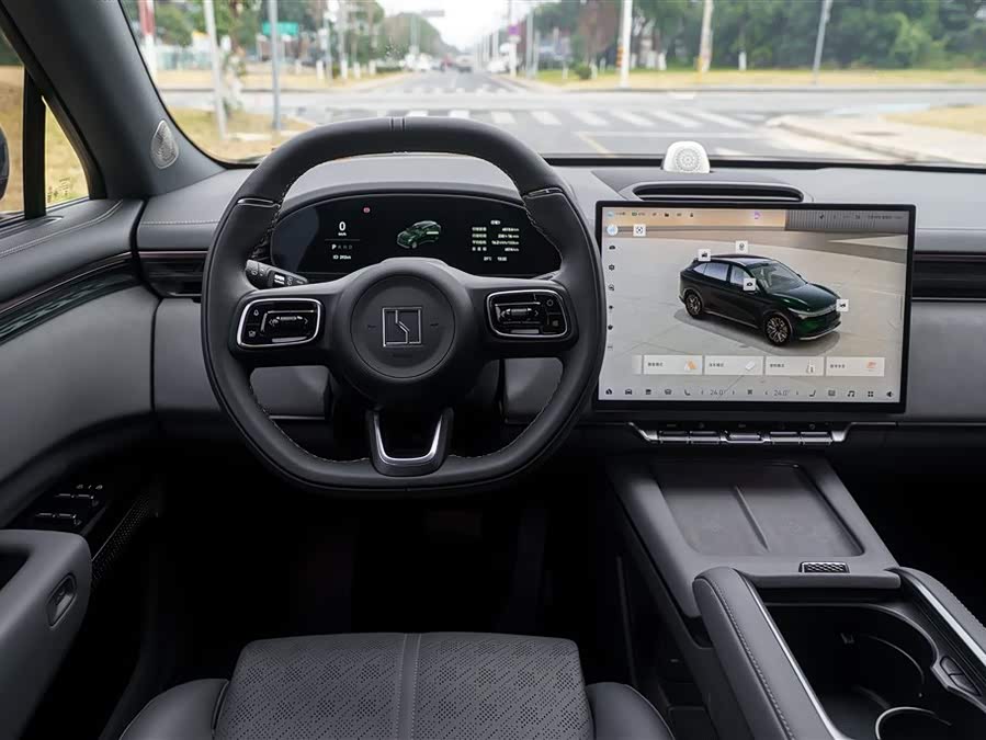 Zeekr 7X 2025 car image #15