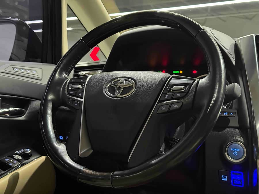 Toyota Alphard 2021 immagine di auto #15