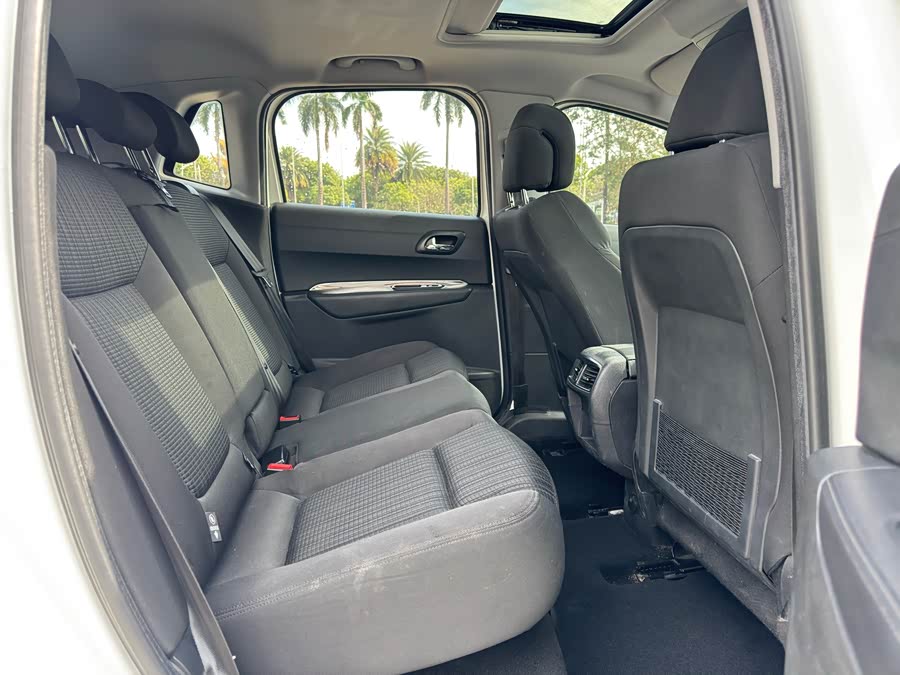 Peugeot 3008 2017 car image #15