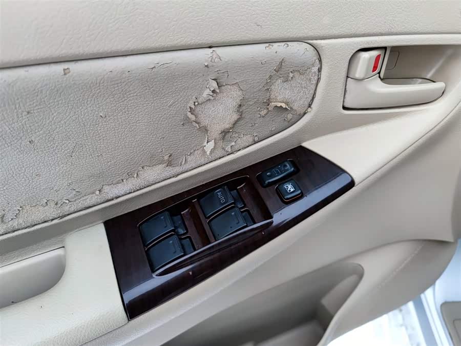 Toyota Corolla (Classic) 2014 car image #15