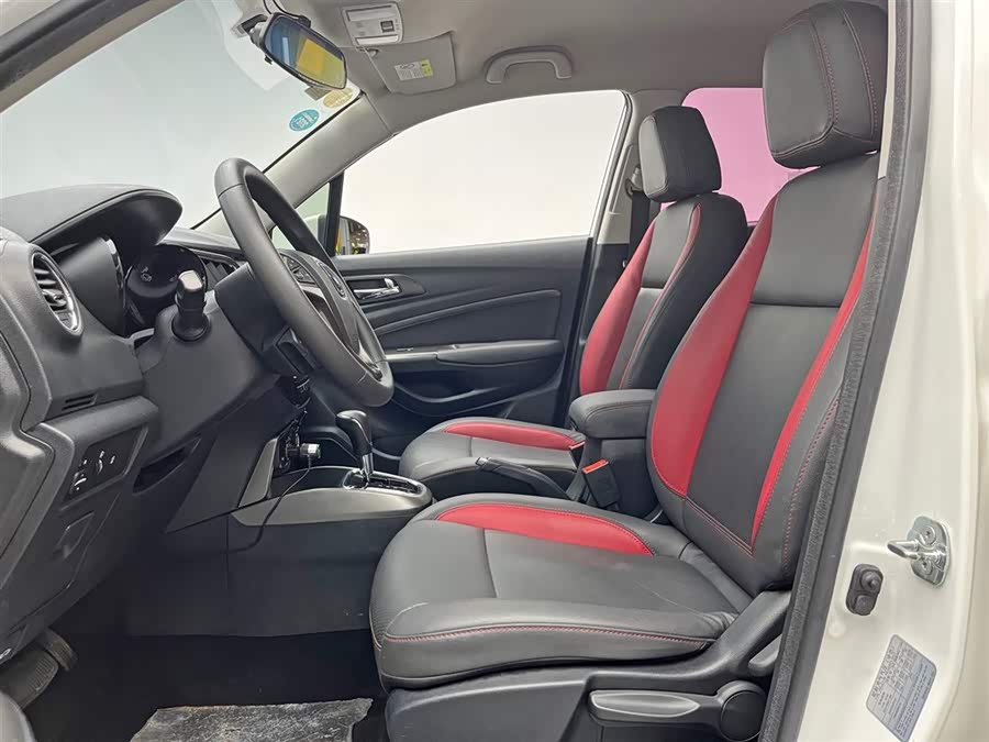 长安 长安CS15 2018 汽车图片 #15