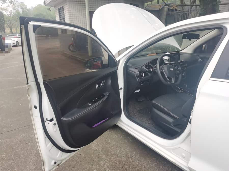 Changan Alsvin 2018 car image #15