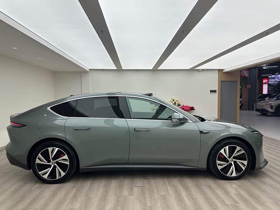 NIO ET5 2023 car image #15